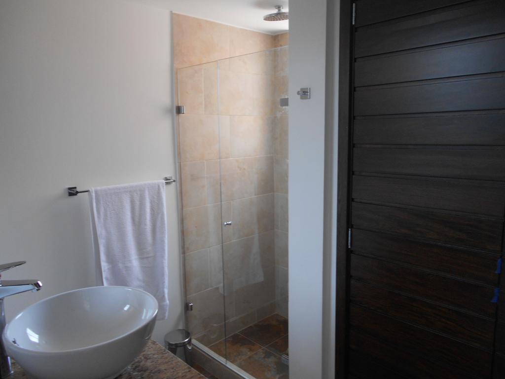 מדיין Apartasuites Av מראה חיצוני תמונה